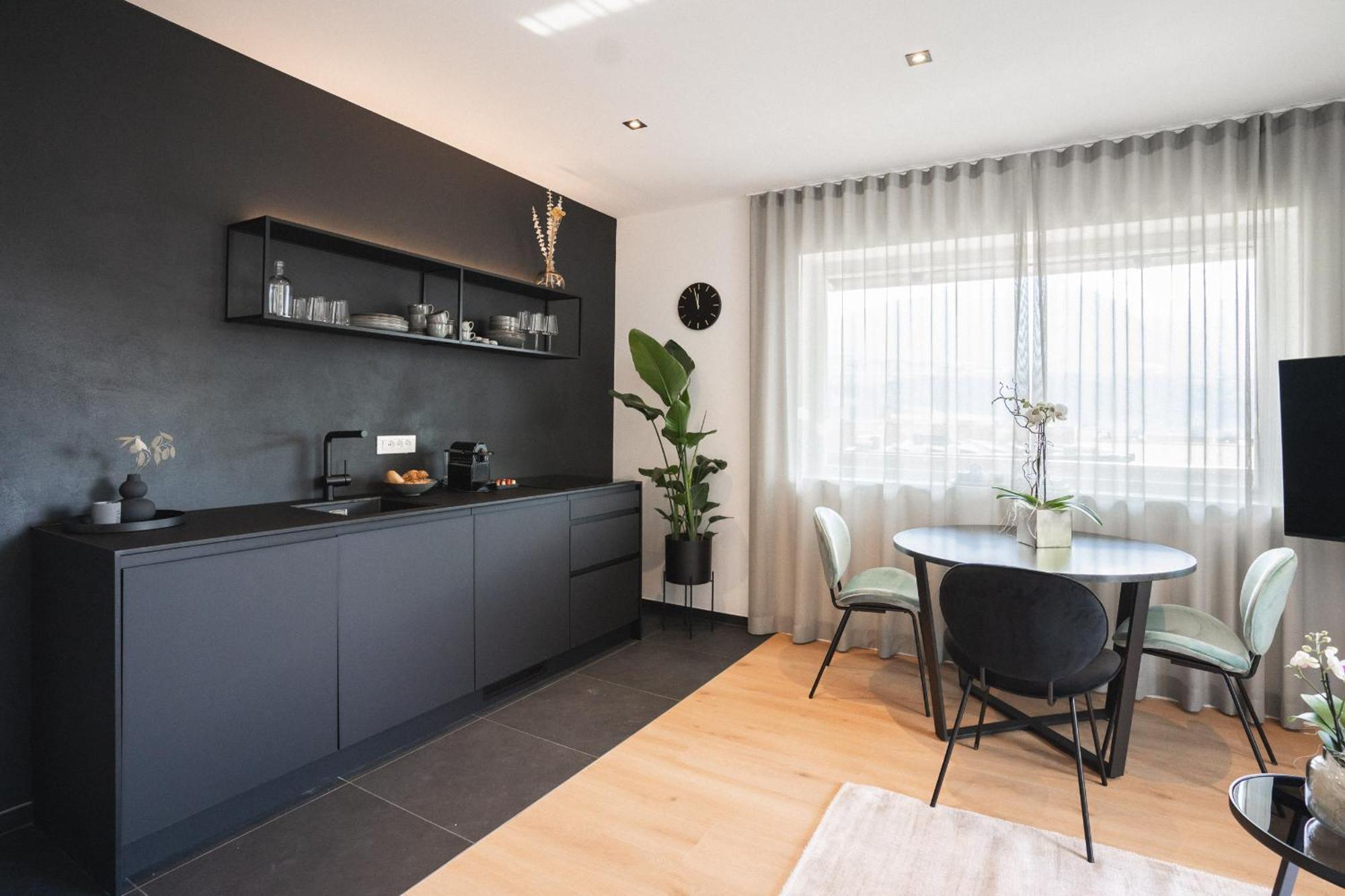 Luxe Vista City Apartments Algund Екстериор снимка