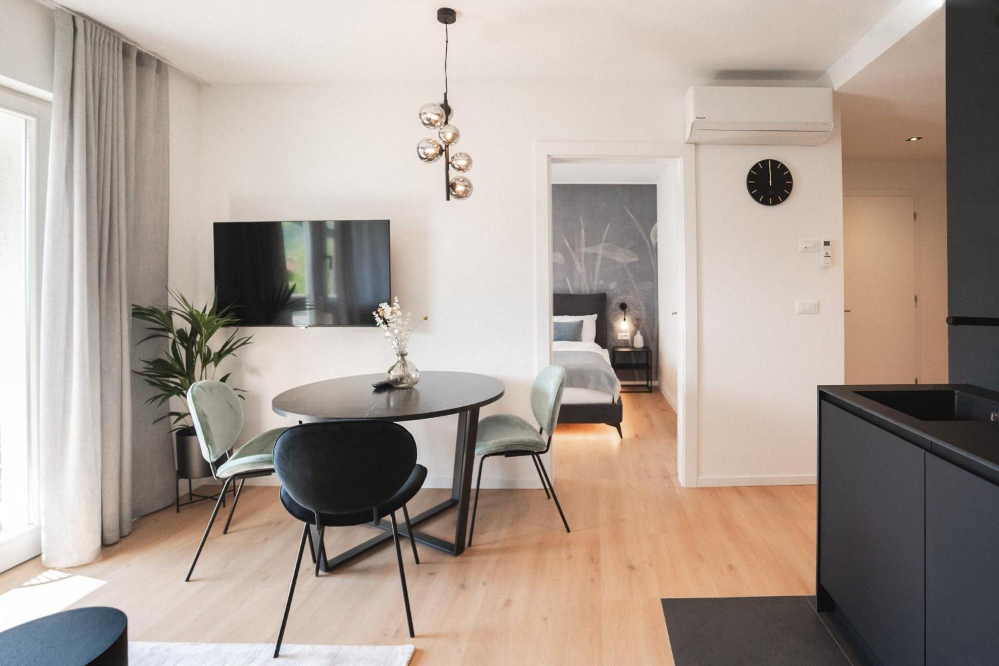 Luxe Vista City Apartments Algund Екстериор снимка