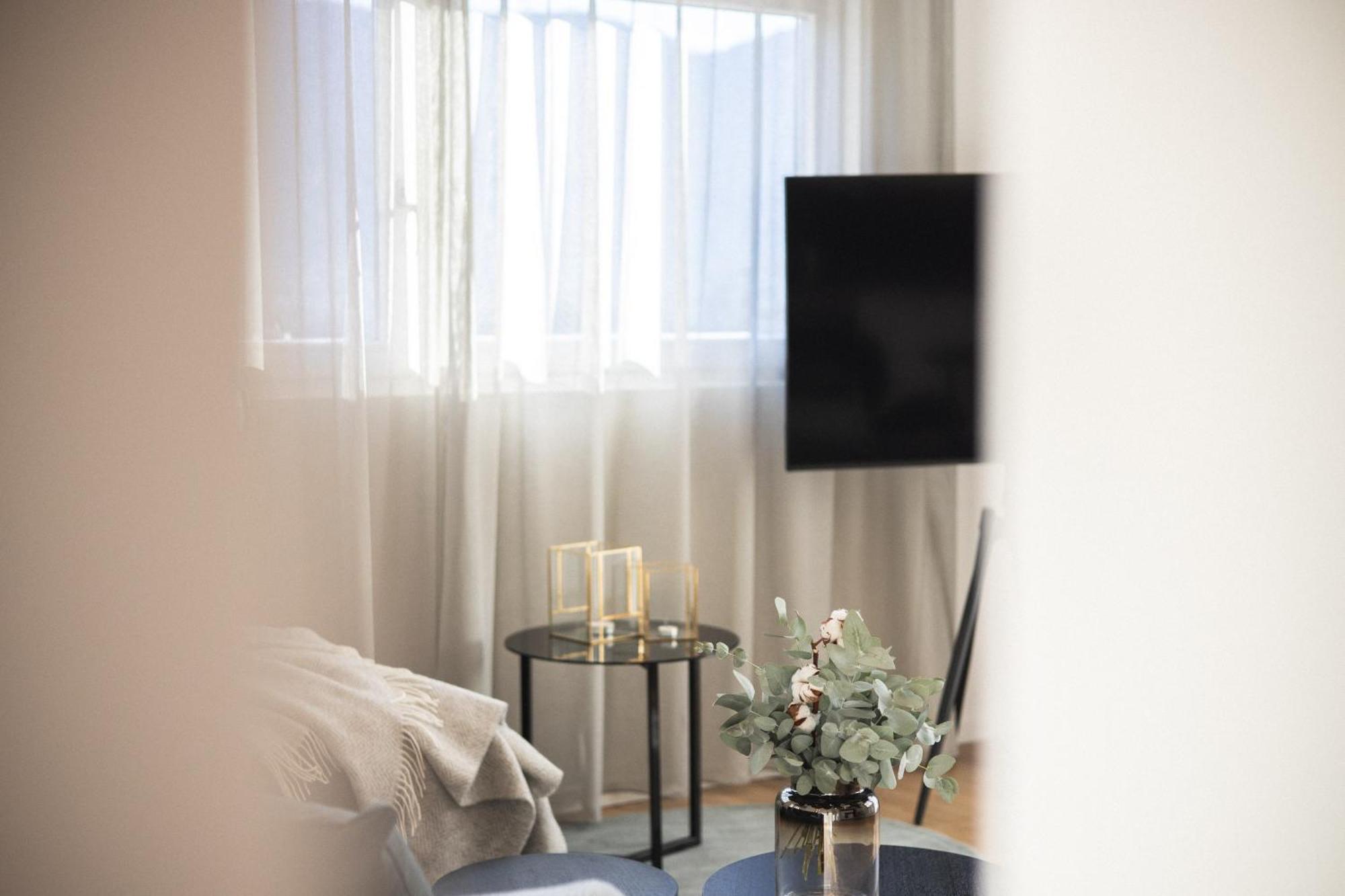 Luxe Vista City Apartments Algund Екстериор снимка